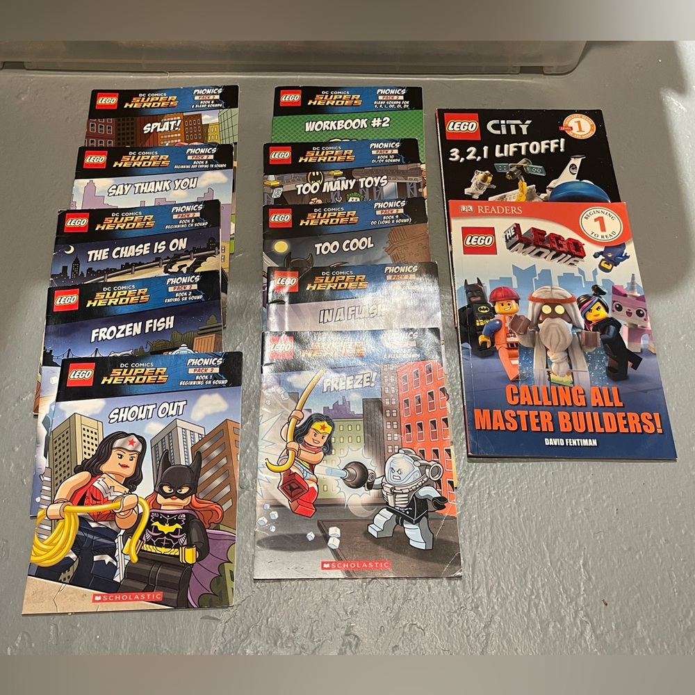 LEGO DC Super Heroes Phonics Reader Set
